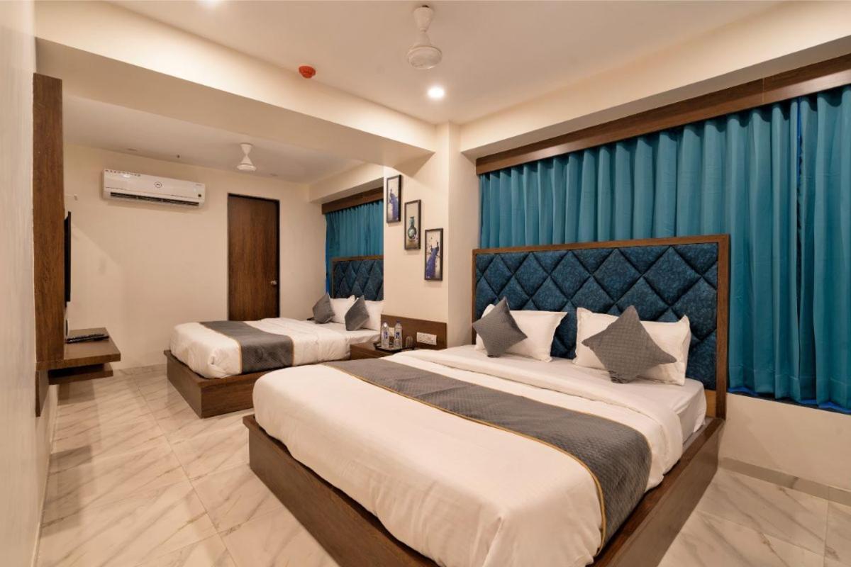Hotel Royal 24 Ahmedabad Extérieur photo