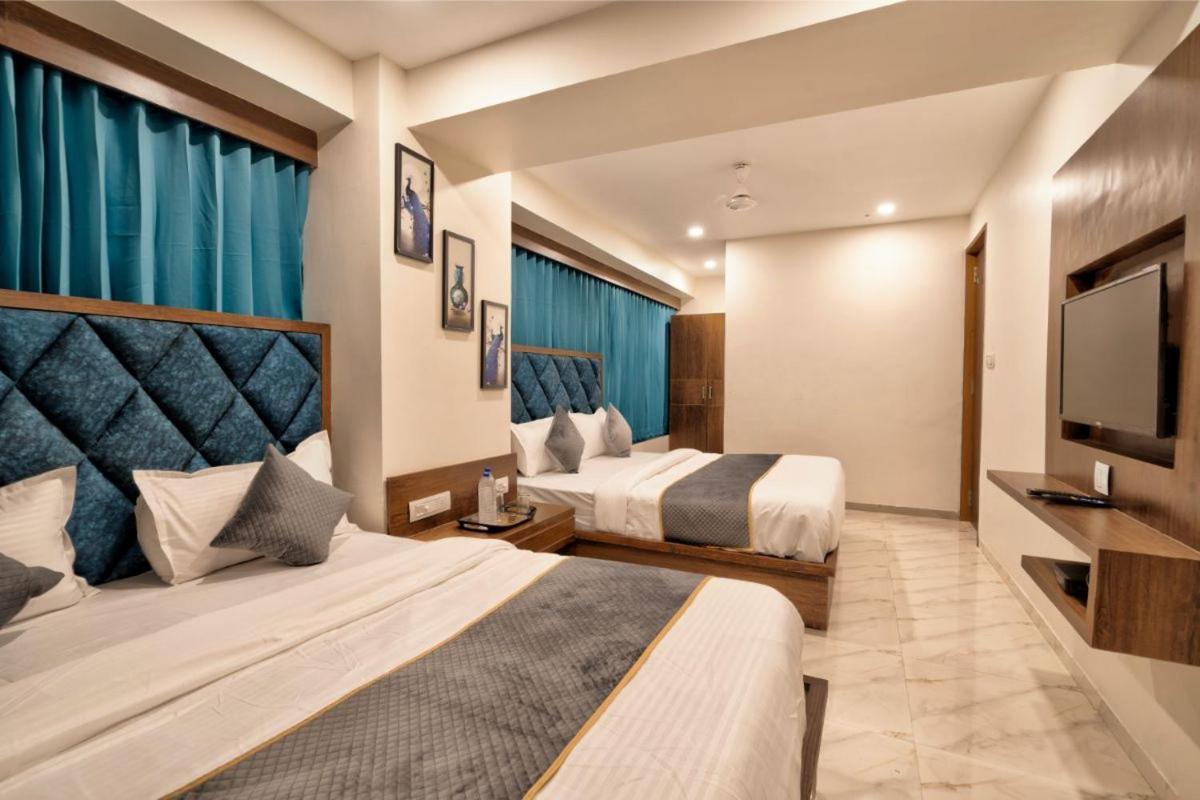 Hotel Royal 24 Ahmedabad Extérieur photo